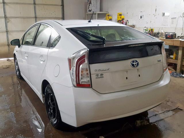 JTDKN3DU2C5465413 - 2012 TOYOTA PRIUS WHITE photo 3