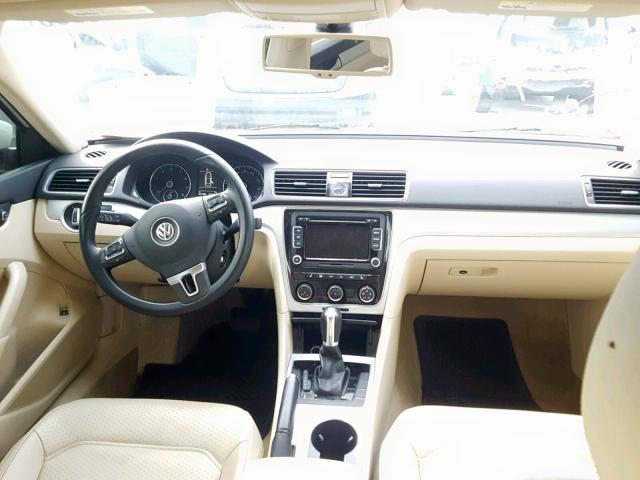 1VWBP7A36DC121977 - 2013 VOLKSWAGEN PASSAT SE WHITE photo 9