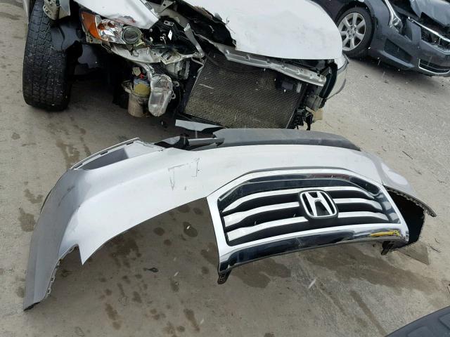 5FNYF4H22CB012848 - 2012 HONDA PILOT LX SILVER photo 9