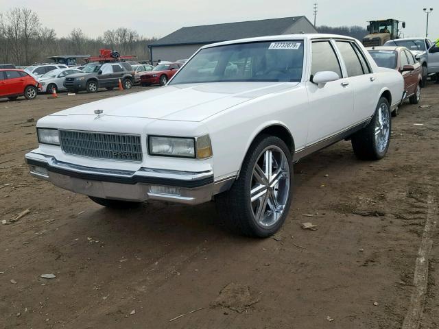 1G1BN54E4LR132975 - 1990 CHEVROLET CAPRICE CL WHITE photo 2