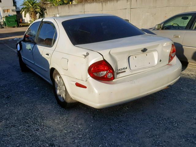 JN1CA31D91T818794 - 2001 NISSAN MAXIMA GXE WHITE photo 3