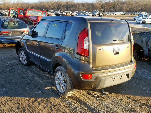 KNDJT2A52D7557233 - 2013 KIA SOUL GREEN photo 3