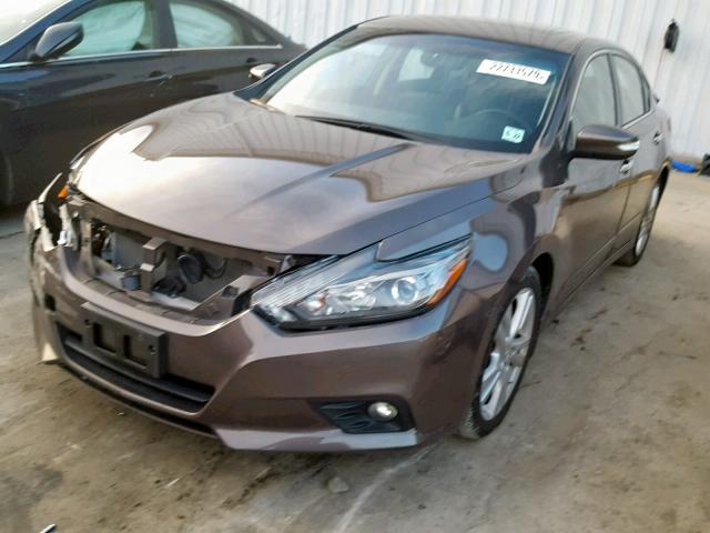 1N4BL3AP0HC233132 - 2017 NISSAN ALTIMA 3.5 BROWN photo 2