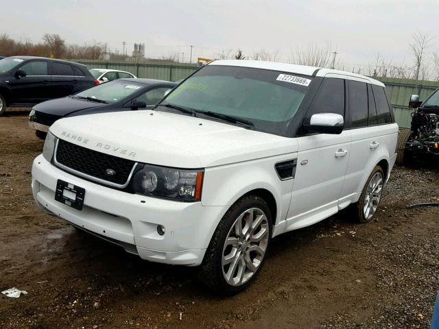 SALSH2E46DA780779 - 2013 LAND ROVER RANGE ROVE WHITE photo 2