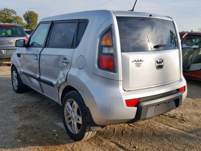 KNDJT2A28B7709275 - 2011 KIA SOUL + SILVER photo 3