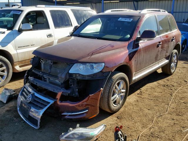 WVGBE77L09D004036 - 2009 VOLKSWAGEN TOUAREG 2 RED photo 2