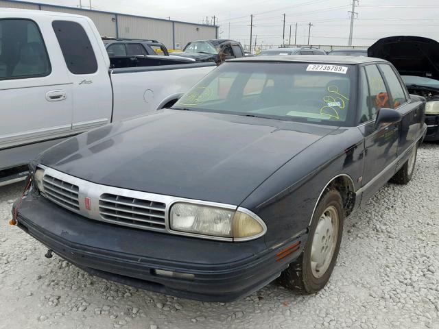 1G3CX5211S4310441 - 1995 OLDSMOBILE 98 REGENCY BLACK photo 2