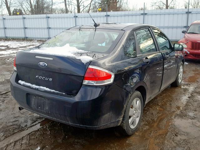 1FAHP34NX8W217480 - 2008 FORD FOCUS S/SE BLACK photo 4