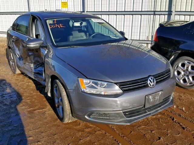 3VWDX7AJ8DM378144 - 2013 VOLKSWAGEN JETTA SE GRAY photo 1