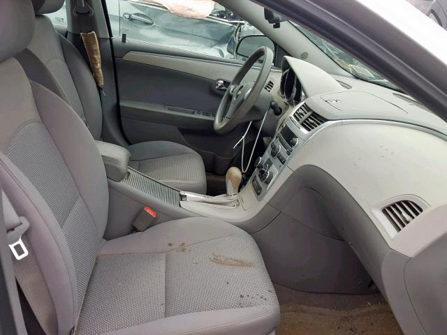 1G1ZB5EB7AF262226 - 2010 CHEVROLET MALIBU LS SILVER photo 5