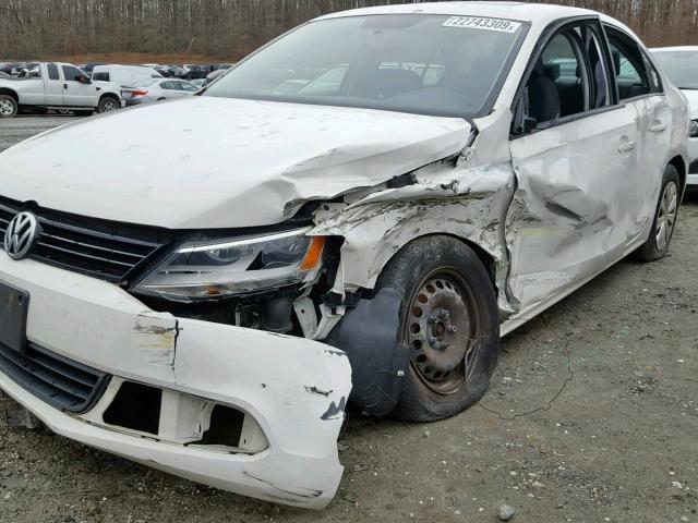 3VW2K7AJ8DM412296 - 2013 VOLKSWAGEN JETTA BASE WHITE photo 9