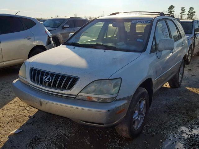 JTJGF10U210111296 - 2001 LEXUS RX 300 WHITE photo 2