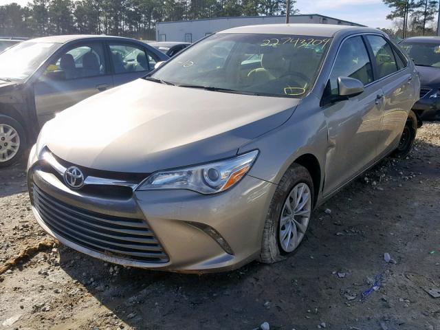 4T4BF1FK2GR560757 - 2016 TOYOTA CAMRY LE GOLD photo 2