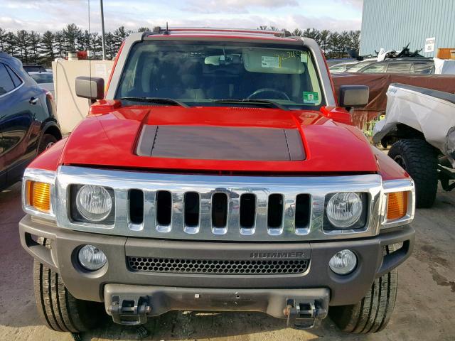 5GTDN136768265123 - 2006 HUMMER H3 RED photo 9