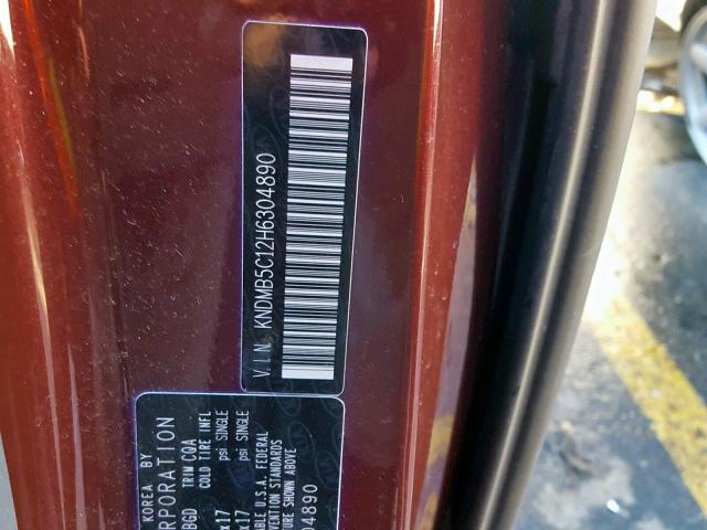 KNDMB5C12H6304890 - 2017 KIA SEDONA LX MAROON photo 10