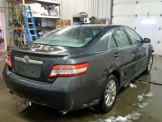 4T1BK3EK3AU101036 - 2010 TOYOTA CAMRY SE GRAY photo 4