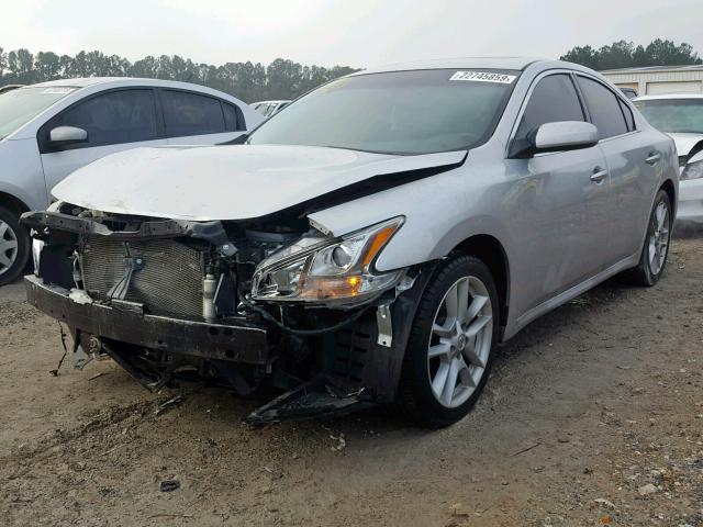 1N4AA5APXEC478741 - 2014 NISSAN MAXIMA S SILVER photo 2