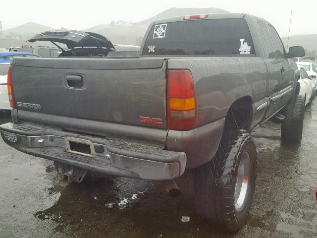 1GTHC29U22E120464 - 2002 GMC SIERRA C25 GRAY photo 4