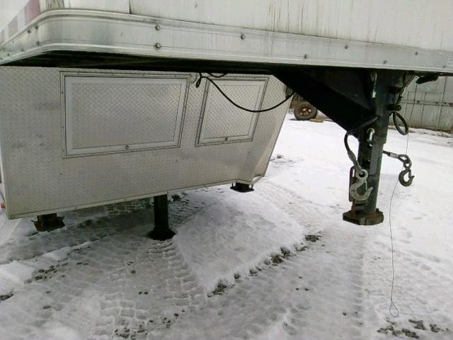 5BWUV5330G1000281 - 2016 VINT TRAILER WHITE photo 8