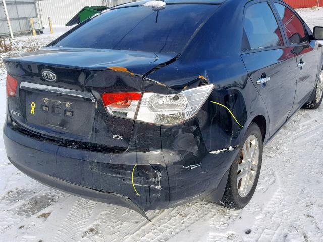 KNAFU4A20B5428840 - 2011 KIA FORTE EX BLACK photo 9