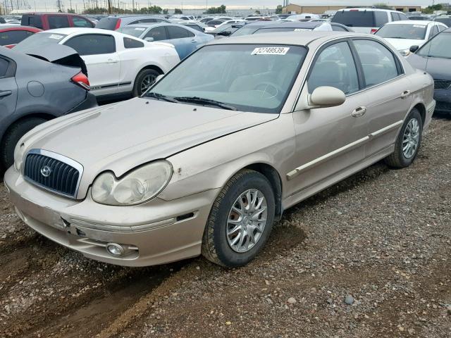 KMHWF25S25A158058 - 2005 HYUNDAI SONATA GL GOLD photo 2