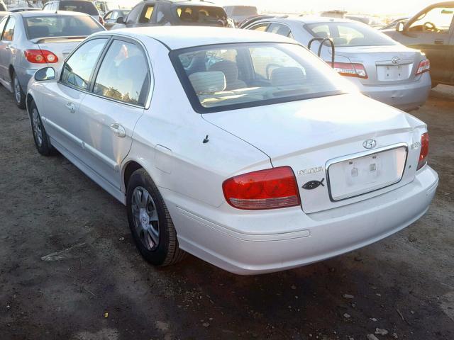 KMHWF25S14A978341 - 2004 HYUNDAI SONATA GL WHITE photo 3