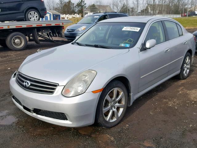 JNKCV51F86M615250 - 2006 INFINITI G35 SILVER photo 2