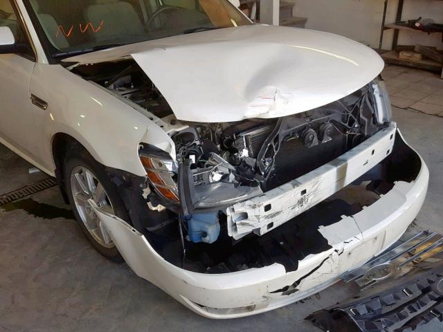 1FAHP23W19G105473 - 2009 FORD TAURUS SE WHITE photo 9