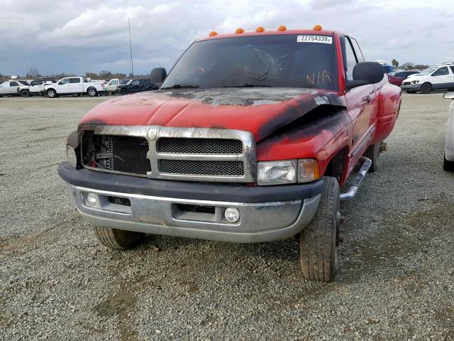 1B7MF33661J504310 - 2001 DODGE RAM 3500 RED photo 2