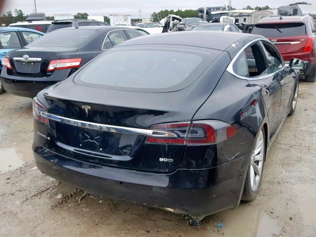 5YJSA1E25HF187576 - 2017 TESLA MODEL S BLACK photo 4