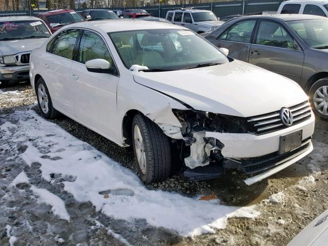 1VWBP7A39DC049172 - 2013 VOLKSWAGEN PASSAT SE WHITE photo 1