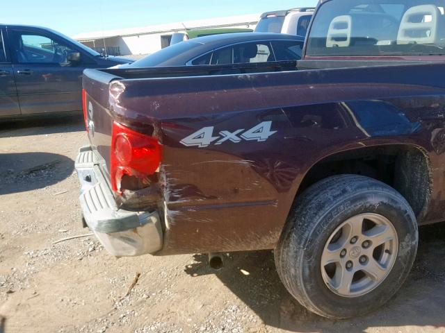 1D7HW48K45S271434 - 2005 DODGE DAKOTA QUA BURGUNDY photo 9