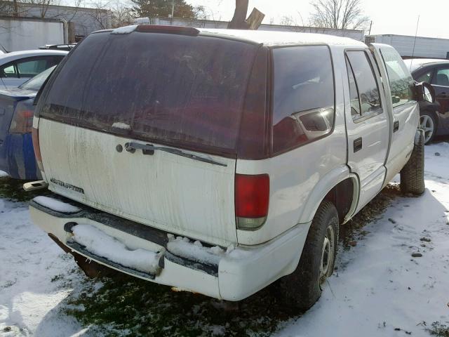 1GNDT13X84K165805 - 2004 CHEVROLET BLAZER WHITE photo 4