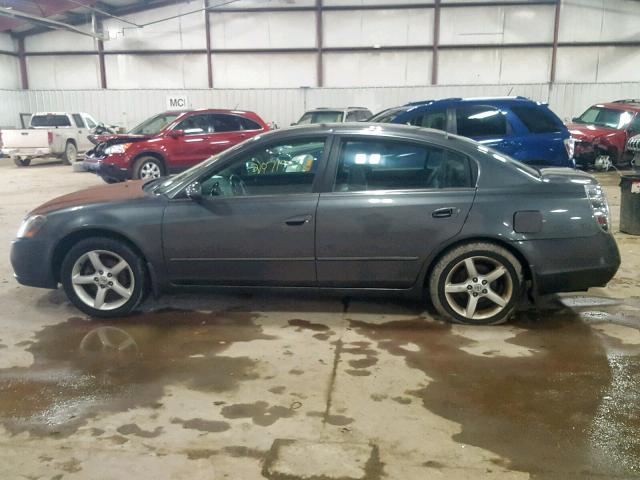 1N4BL11D85C186549 - 2005 NISSAN ALTIMA SE GRAY photo 9