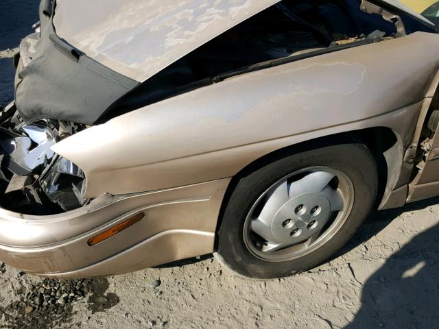 2G1WL52M0X9238938 - 1999 CHEVROLET LUMINA BAS GOLD photo 9