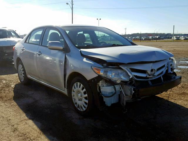 2T1BU4EE0CC829668 - 2012 TOYOTA COROLLA BA 银色 照片 1