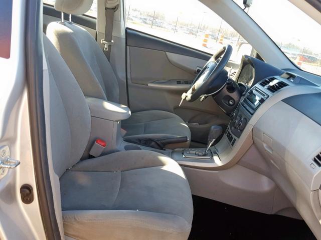 2T1BU4EE0CC829668 - 2012 TOYOTA COROLLA BA 银色 照片 5