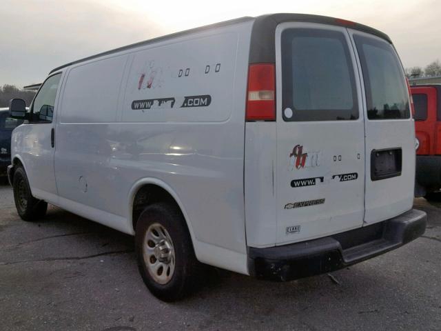 1GCUGADX4A1150473 - 2010 CHEVROLET EXPRESS G1 WHITE photo 3