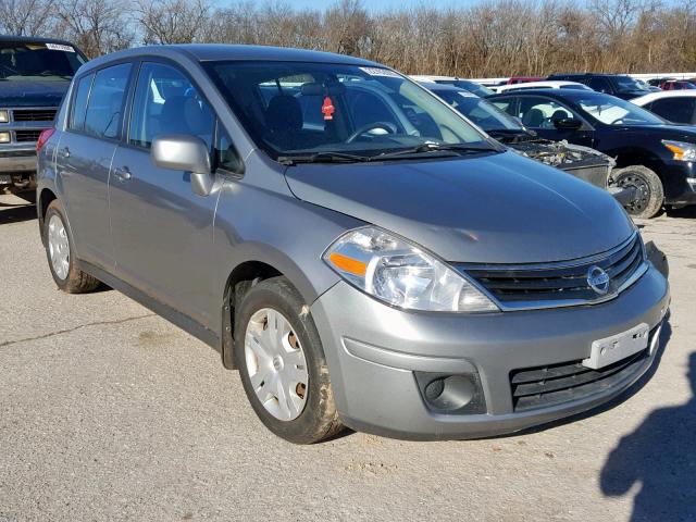 3N1BC1CP5BL366981 - 2011 NISSAN VERSA S GRAY photo 1