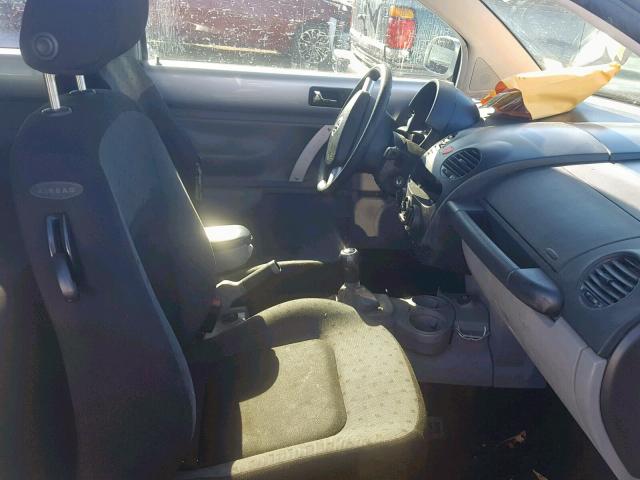 3VWCP21C62M460855 - 2002 VOLKSWAGEN NEW BEETLE Gümüş foto 5