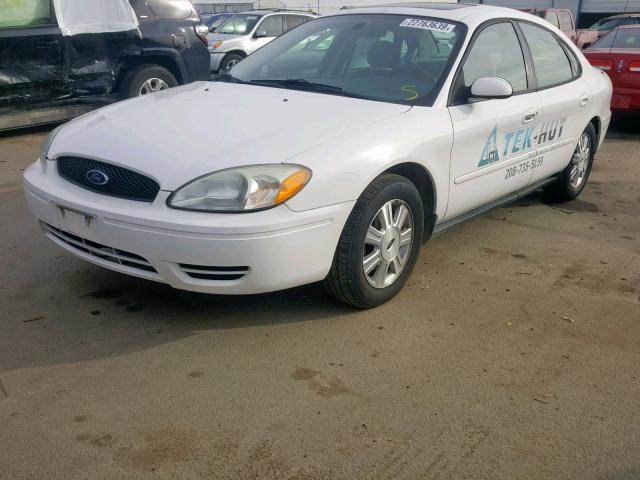 1FAFP56U36A217919 - 2006 FORD TAURUS SEL WHITE photo 2