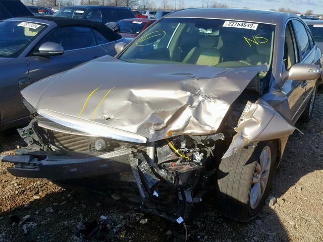 KMHFC46F48A252677 - 2008 HYUNDAI AZERA SE GOLD photo 2