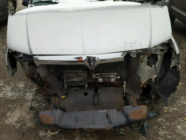 5LMFU28R64LJ05930 - 2004 LINCOLN NAVIGATOR SILVER photo 7