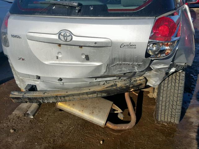 2T1KR32EX7C659714 - 2007 TOYOTA COROLLA MA SILVER photo 9