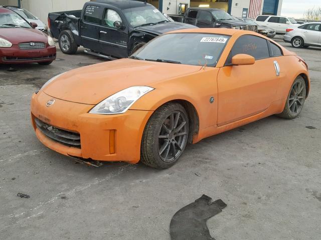 JN1BZ34D57M504904 - 2007 NISSAN 350Z COUPE ORANGE photo 2