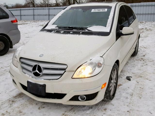 WDDFH33X09J486996 - 2009 MERCEDES-BENZ B200 WHITE photo 2