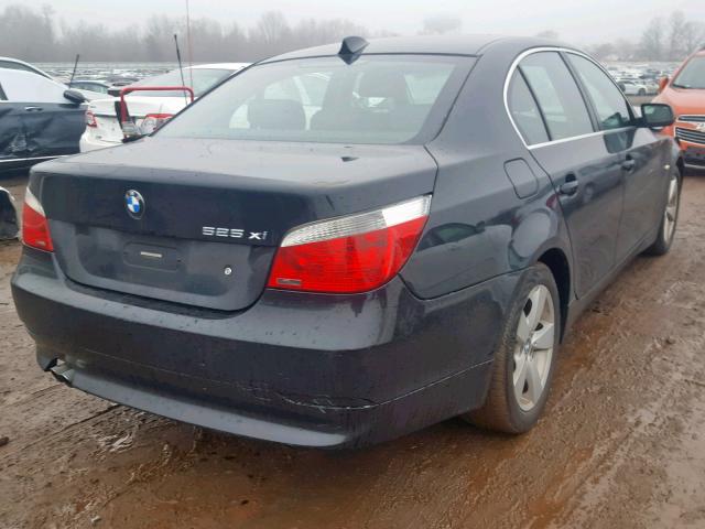 WBANF33547CS41689 - 2007 BMW 525 XI BLACK photo 4