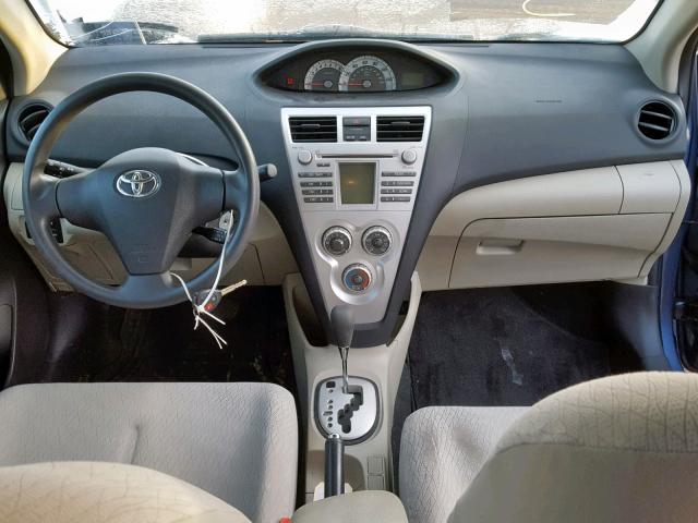 JTDBT903084008439 - 2008 TOYOTA YARIS BLUE photo 9