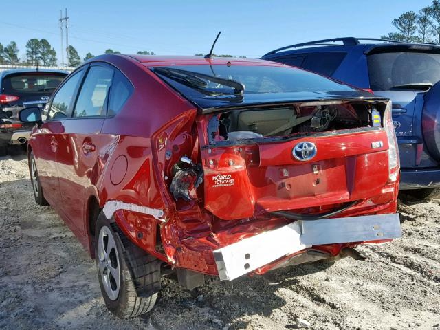 JTDKN3DU8D5627059 - 2013 TOYOTA PRIUS RED photo 3