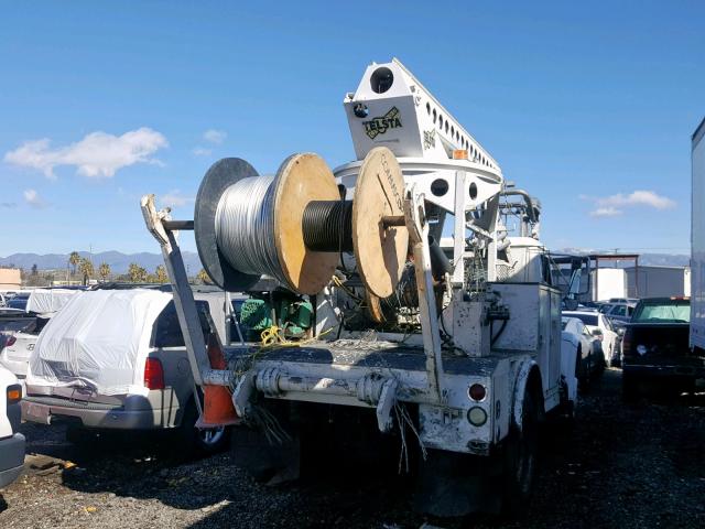 1HTSCAAL2YH223977 - 2000 INTERNATIONAL 4000 4700 白色 照片 4